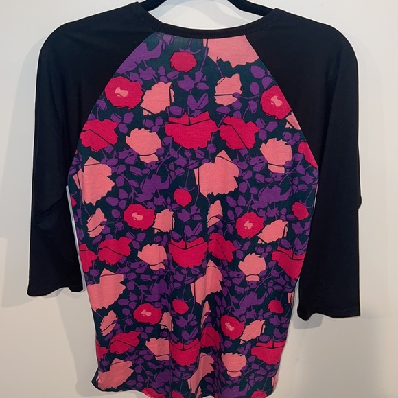 Lularoe Randy baseball T top size Medium - Picture 2 of 4